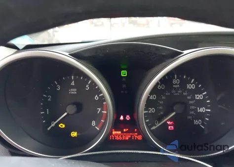 2010 Mazda Mazda3 I Sport из США, поврежденный, VIN JM1BL1SFXA1186424